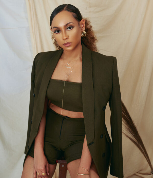 Elinam Three-piece Suit